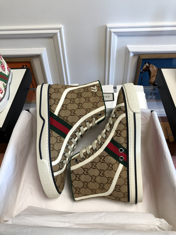 GC Sneakers
