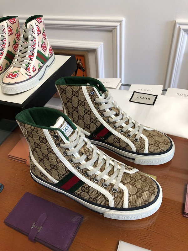 GC Sneakers