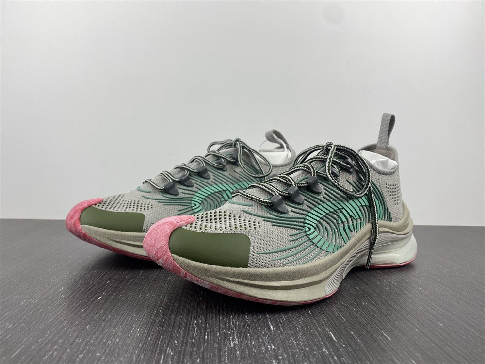 GC Sneakers