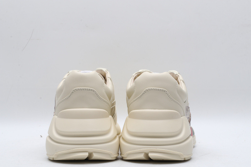 GC Sneakers