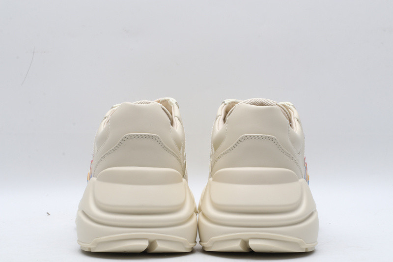 GC Sneakers
