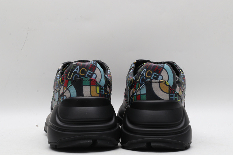 GC Sneakers