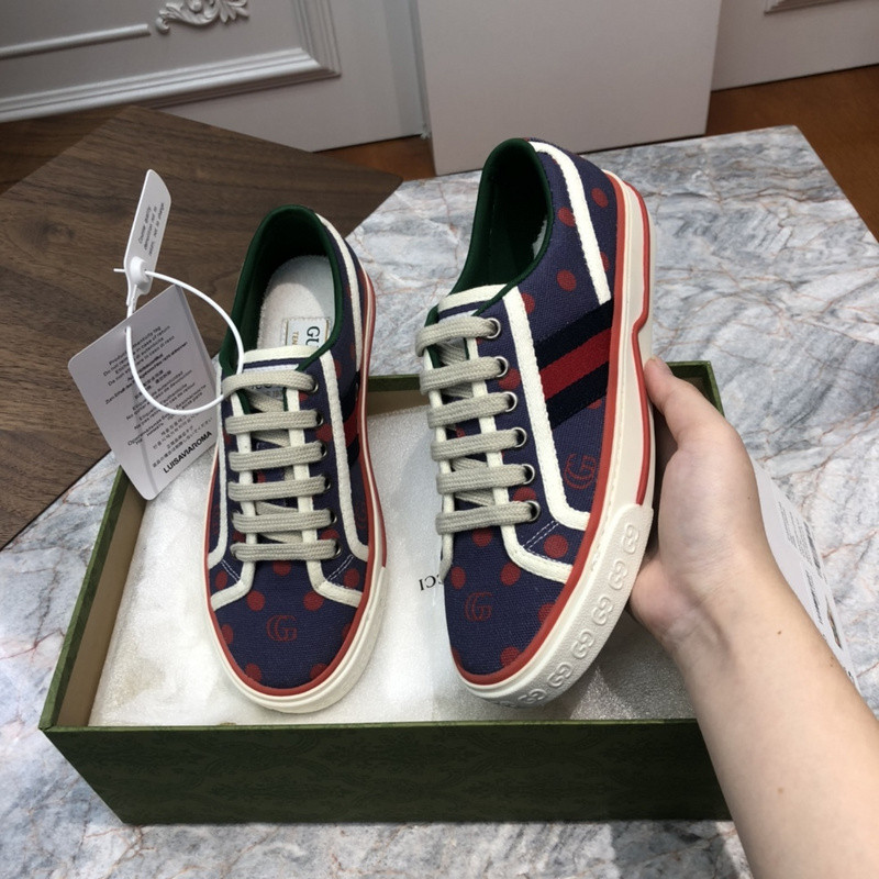 GC Sneakers