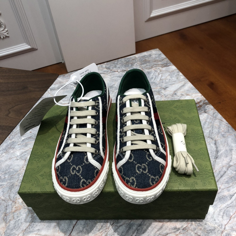 GC Sneakers