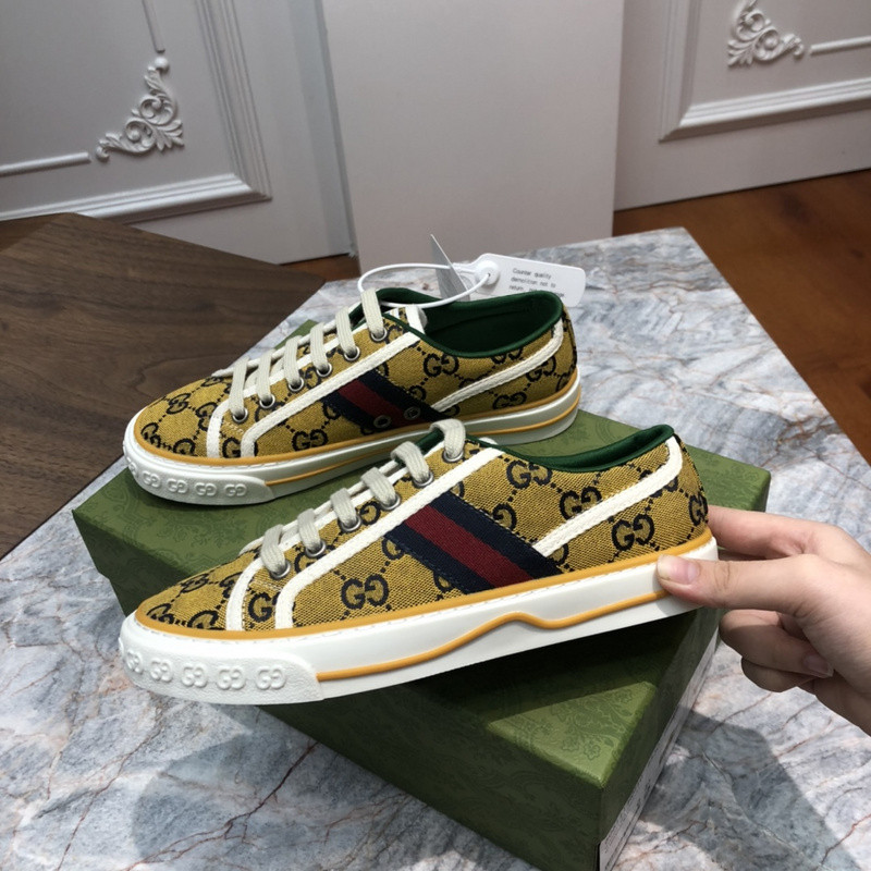 GC Sneakers