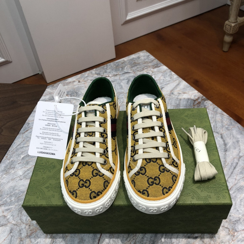 GC Sneakers