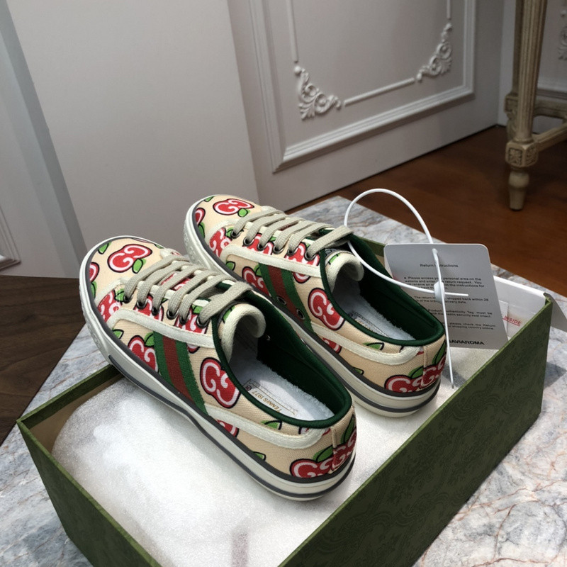 GC Sneakers