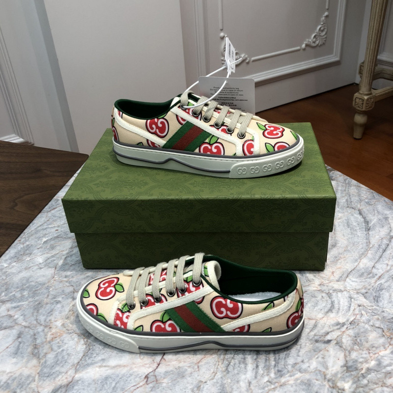 GC Sneakers