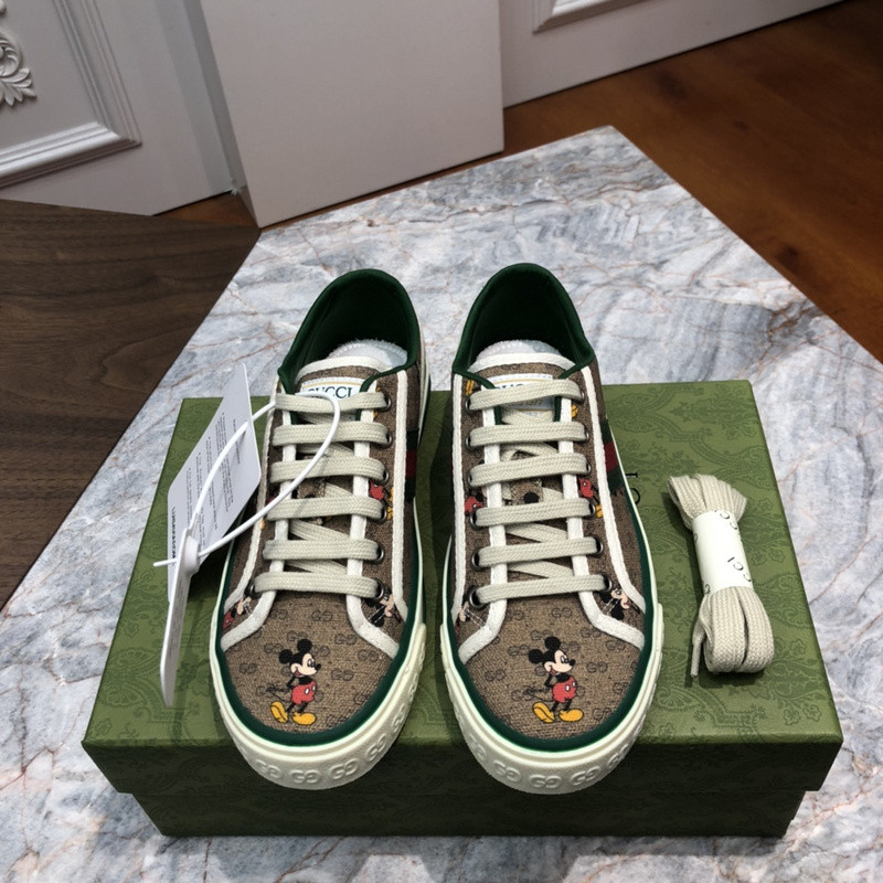 GC Sneakers