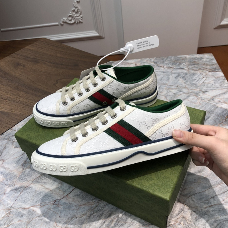 GC Sneakers