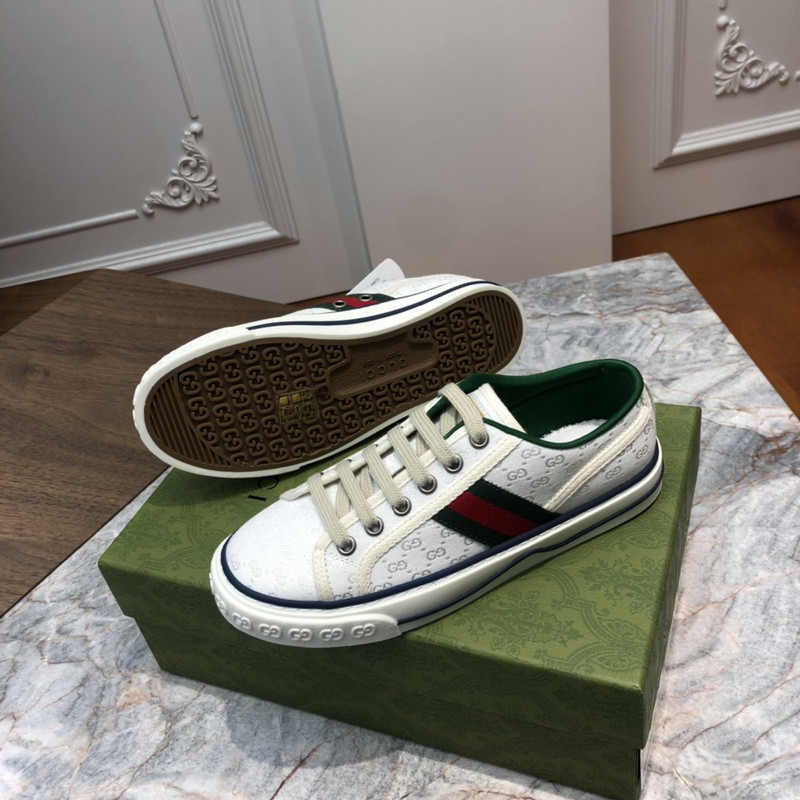 GC Sneakers