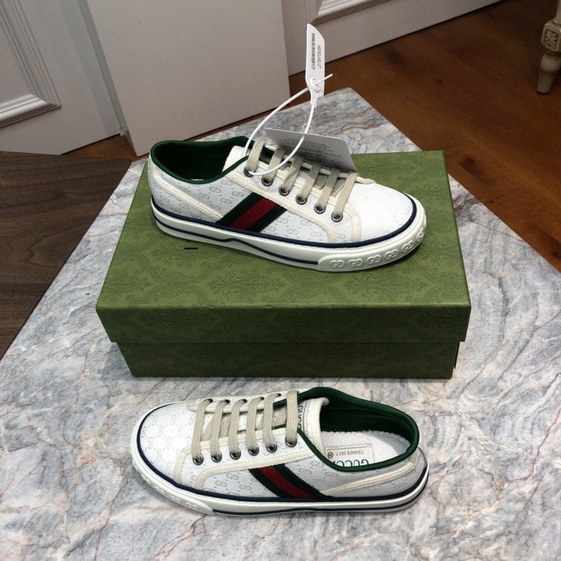 GC Sneakers