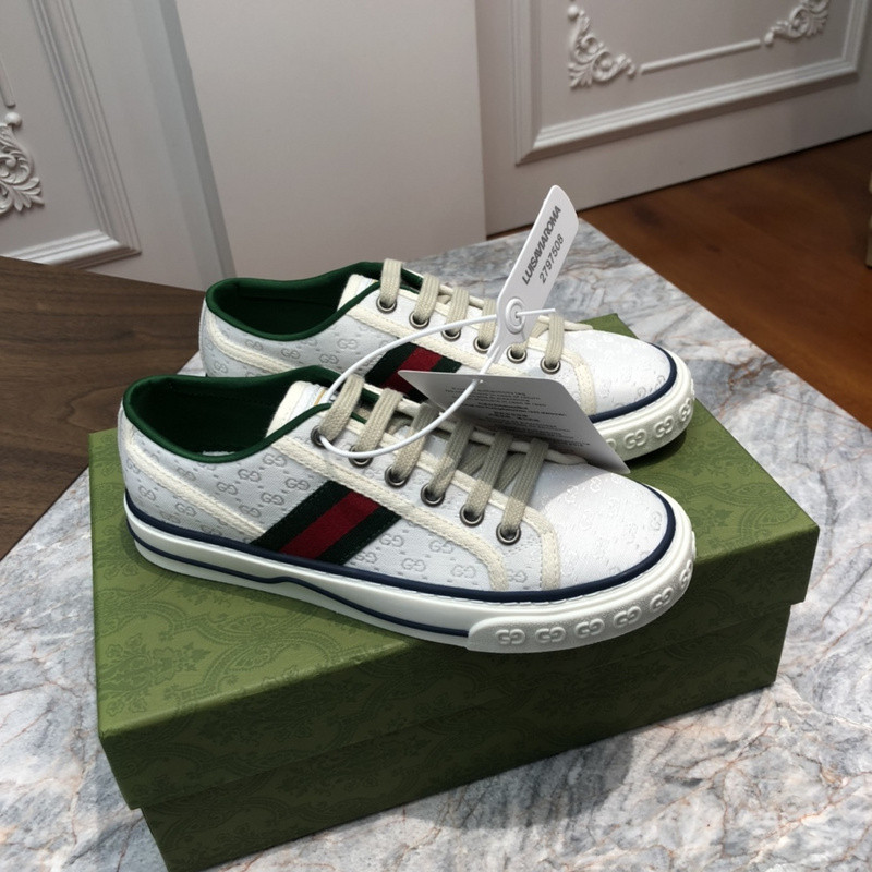 GC Sneakers