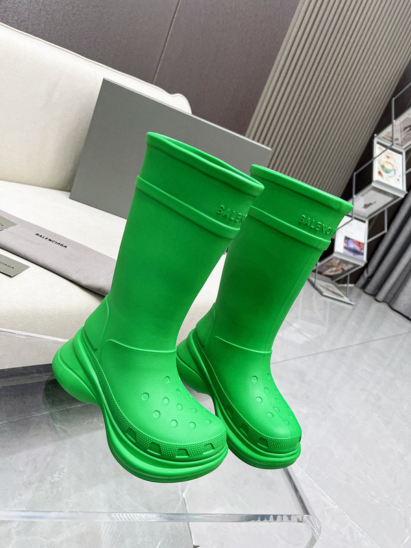 Ba*len*cia*ga boots