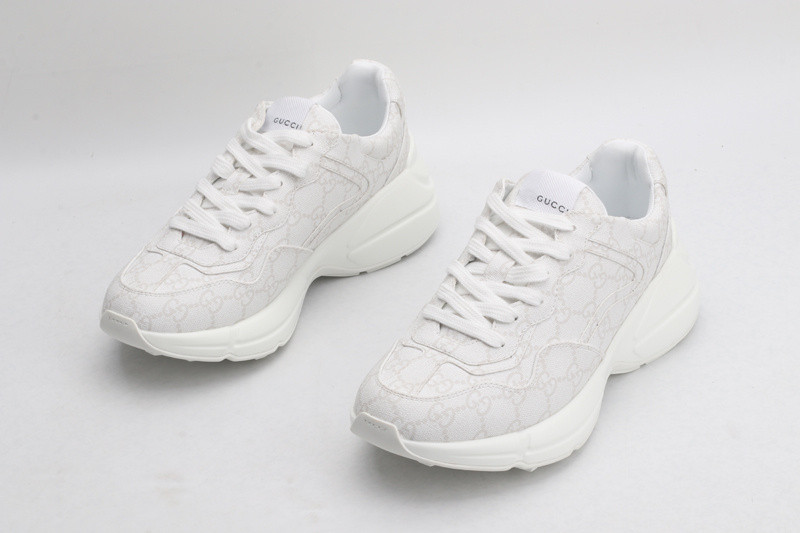 GC Sneakers