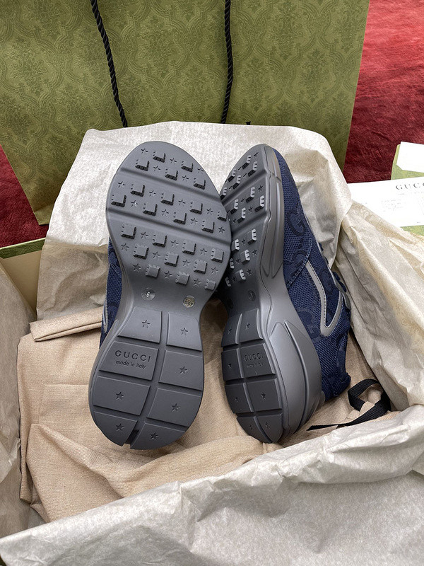 GC Sneakers
