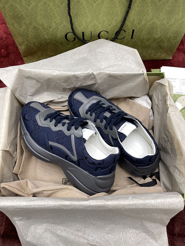 GC Sneakers