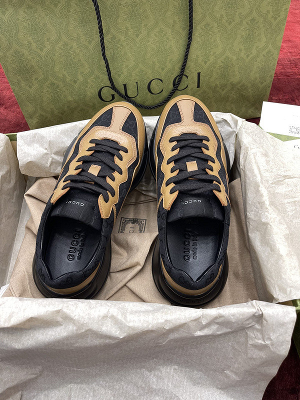 GC Sneakers