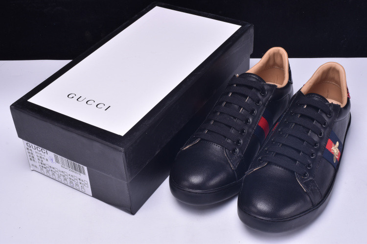 GC Ace Embroidered Low-Top Sneaker black with bee mens 431942-A38G0