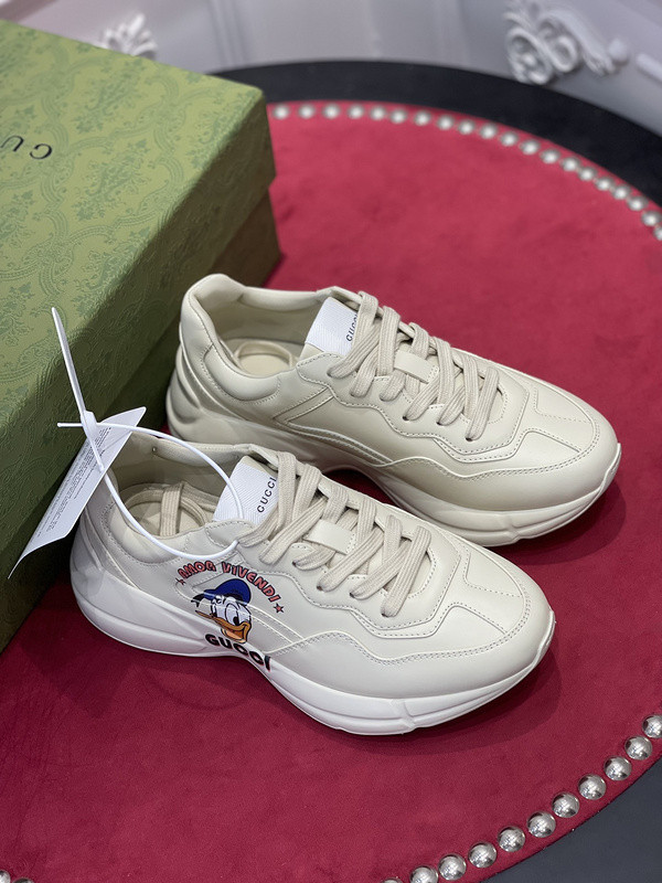 GC Sneakers