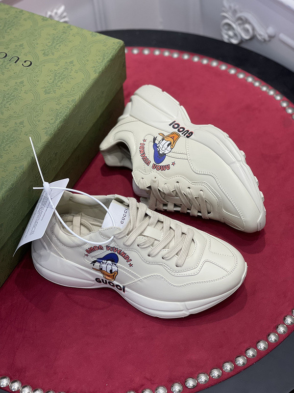 GC Sneakers