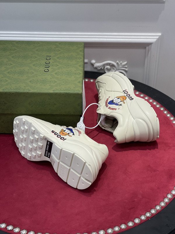 GC Sneakers