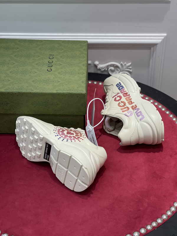GC Sneakers