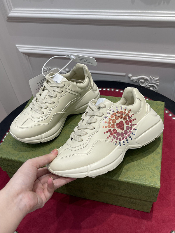 GC Sneakers