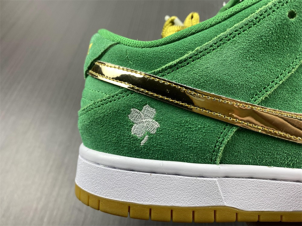 Nike Dunk Low Pro St.Patrick