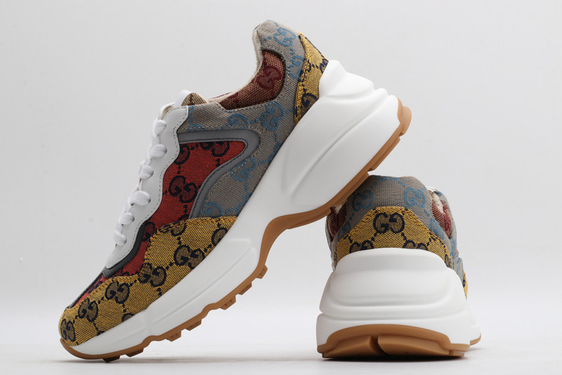 GC Sneakers