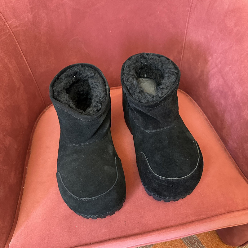 Ba*len*cia*ga boots