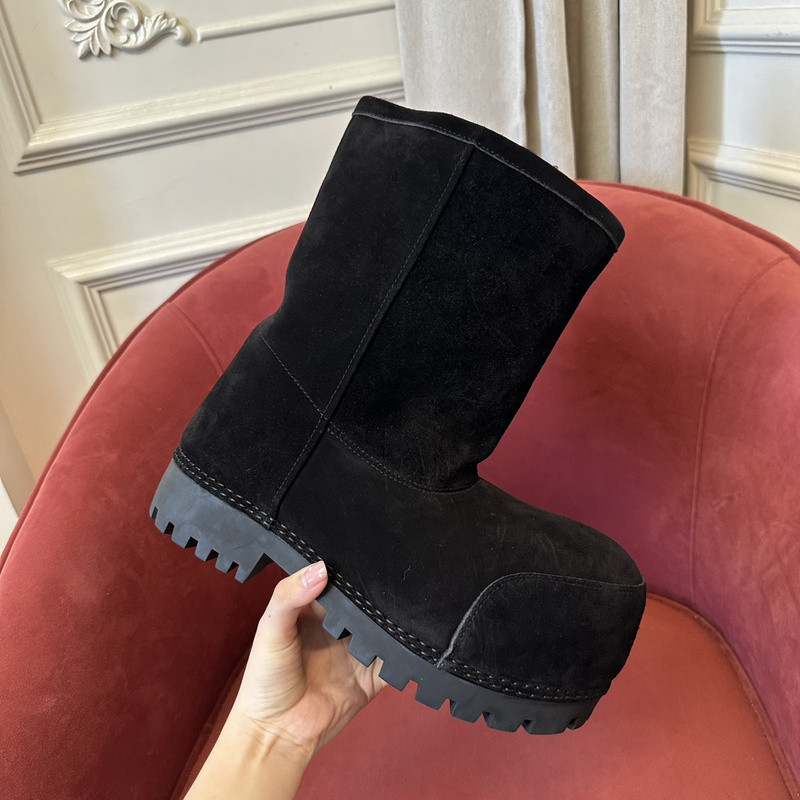 Ba*len*cia*ga boots