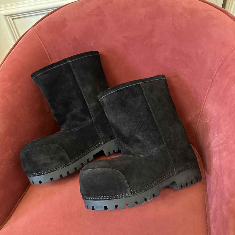 Ba*len*cia*ga boots
