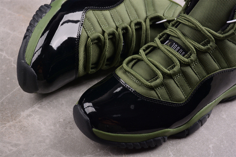Air Jordan 11 Retro CT8012-300