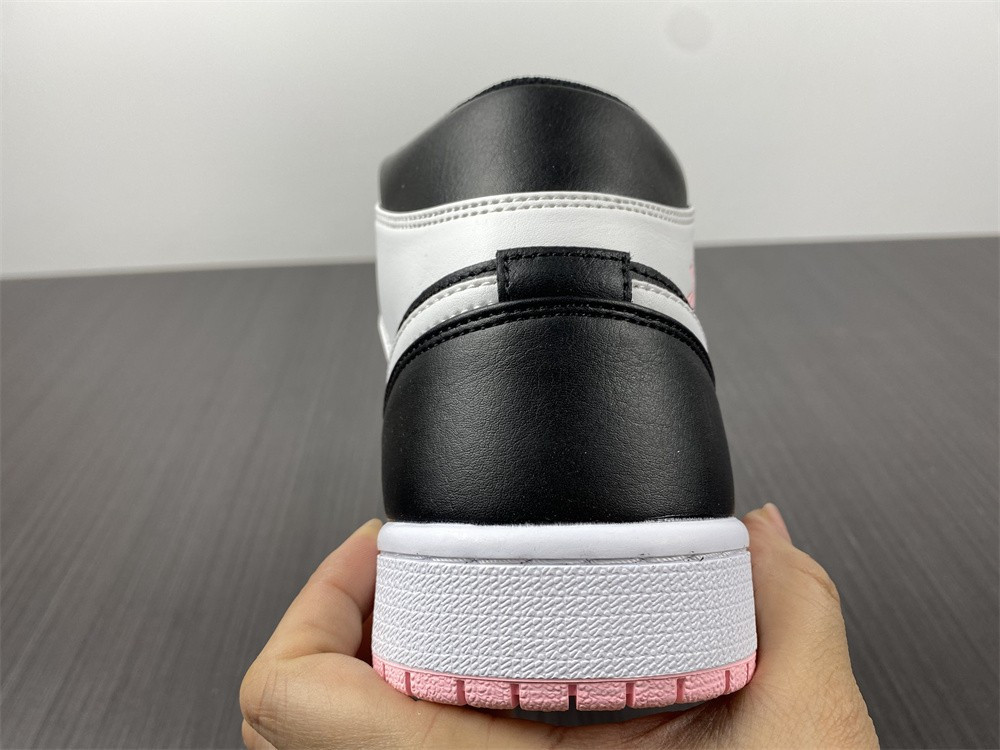 Nike Air Jordan 1 Mid 555112-061