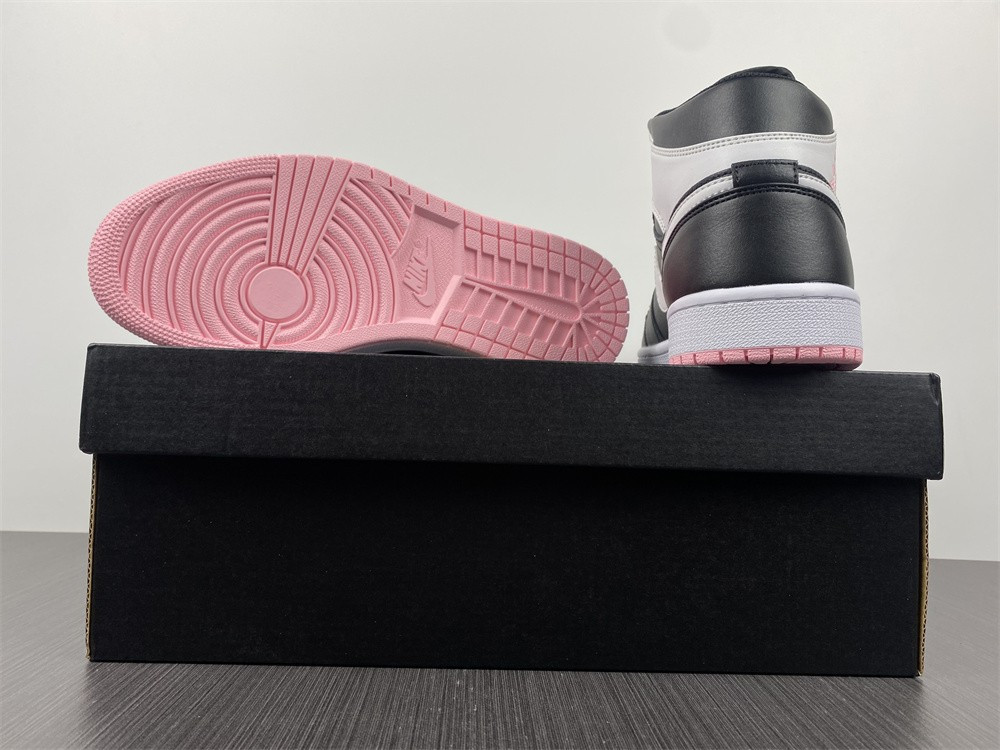 Nike Air Jordan 1 Mid 555112-061