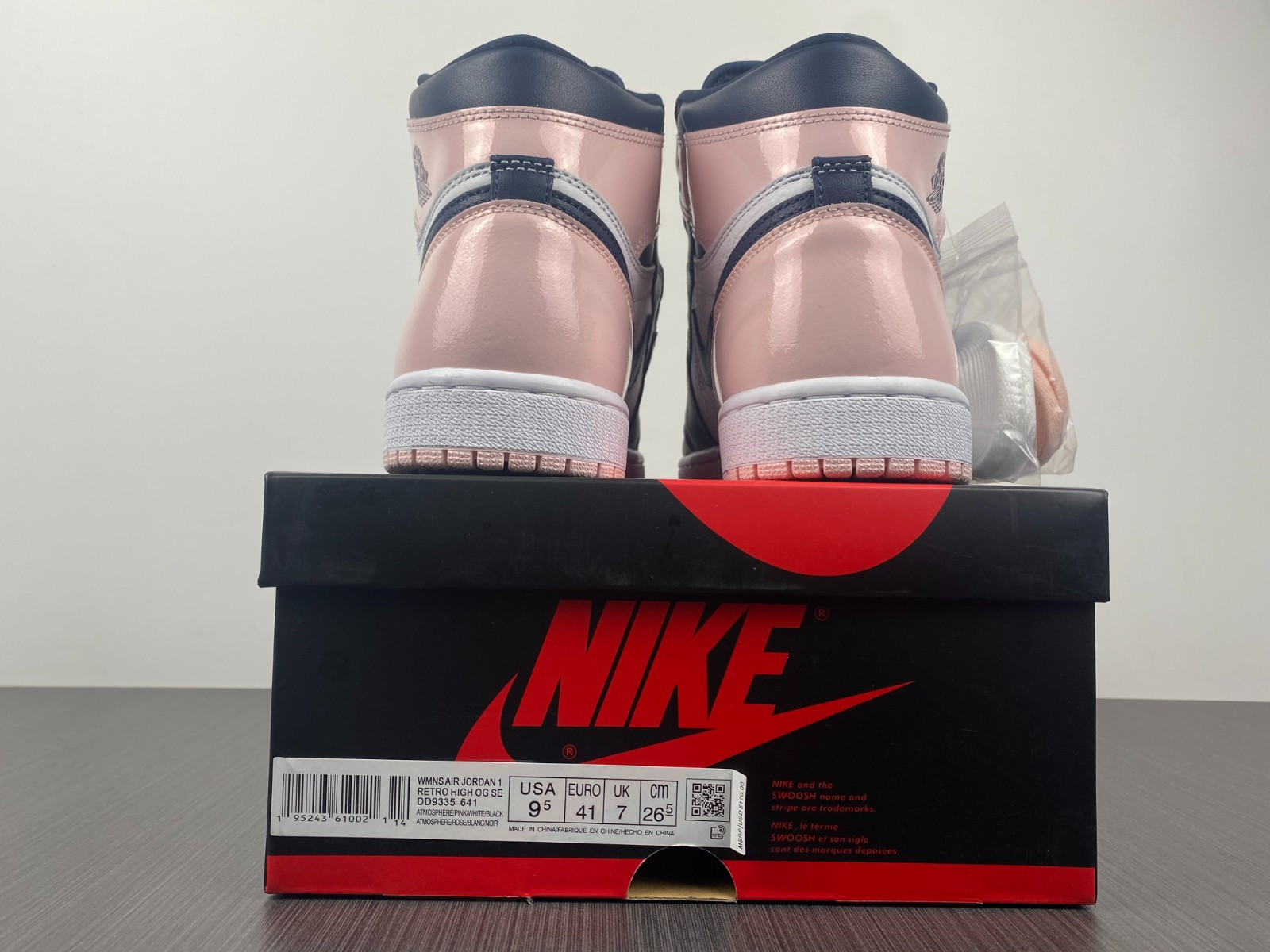 Air Jordan 1 High OG “Atmosphere” DD9335-641