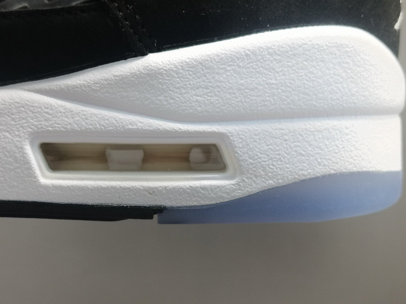Air Jordan 5 Retro “Moonlight” CT4838-011