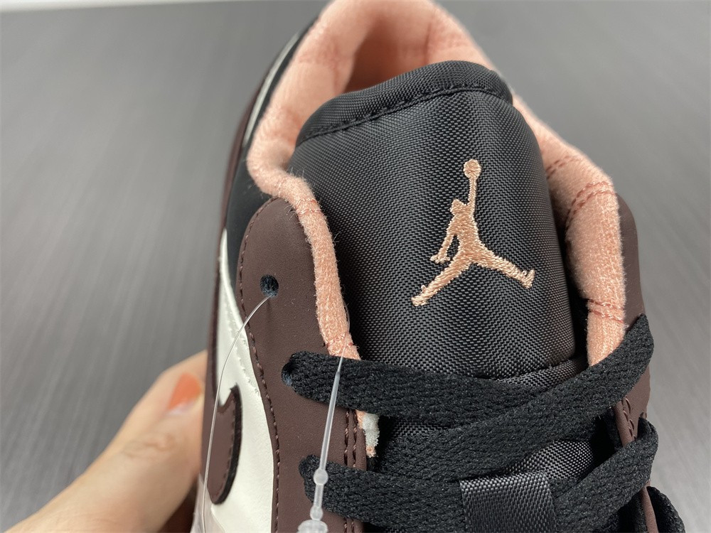 Air Jordan 1 Low “Mocha Brown” DC6991-200