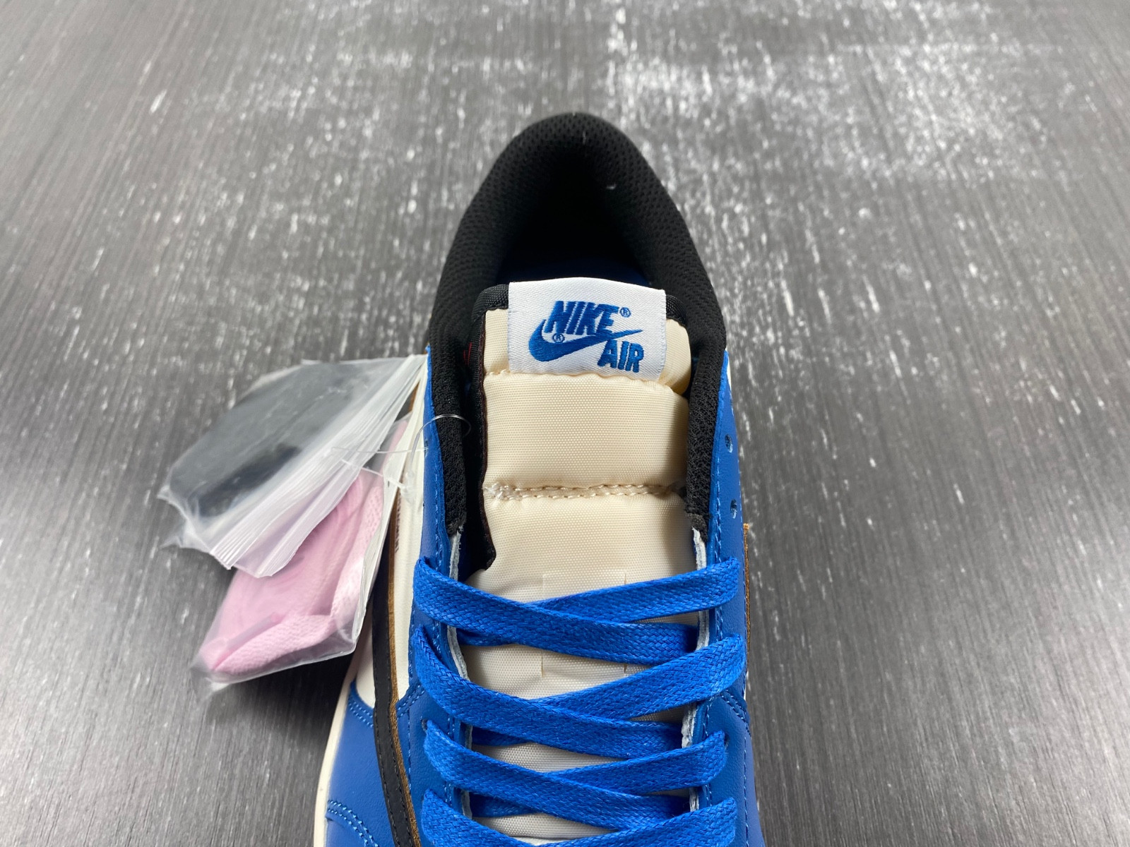 Travis Scott x Air Jordan 1 DM7866-888