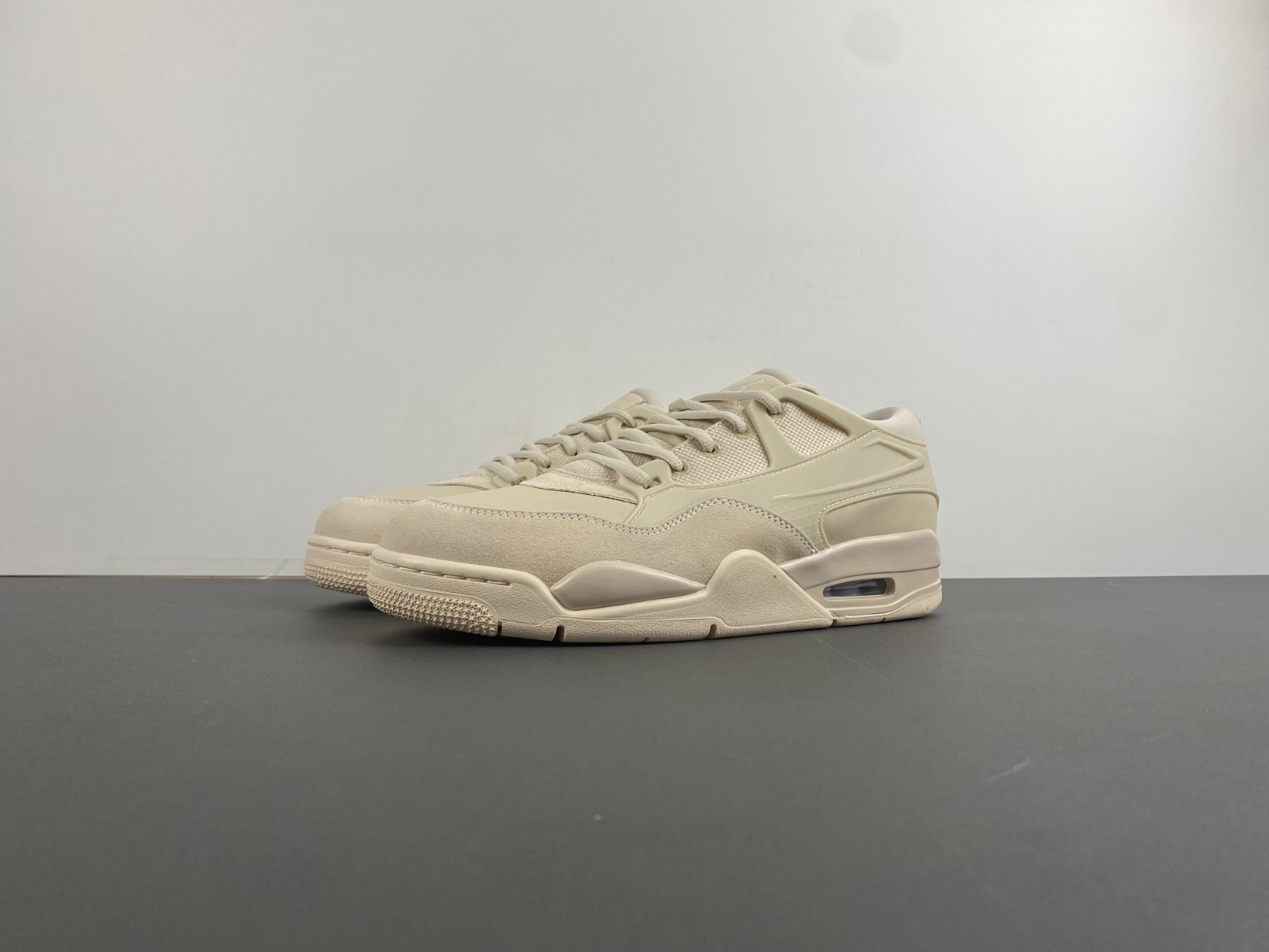 Air Jordan 4 RM HQ3441-110
