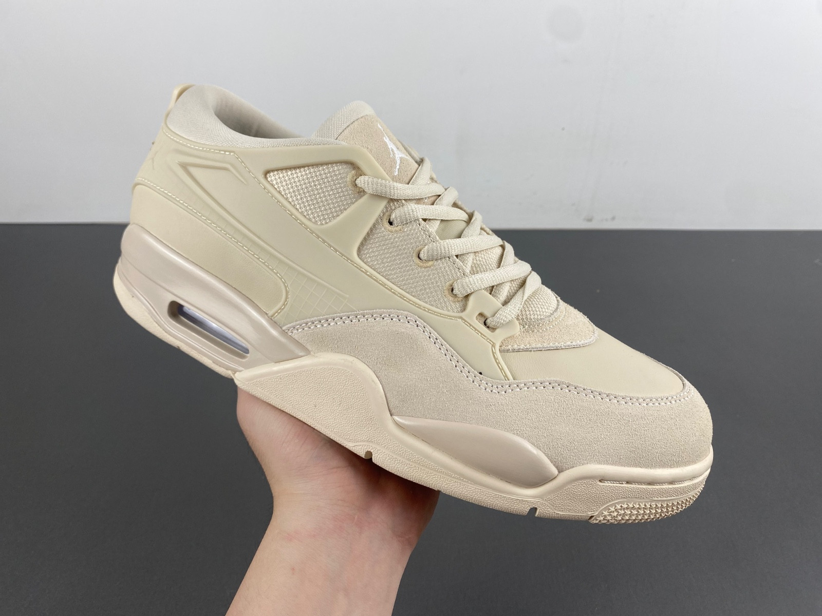 Air Jordan 4 RM HQ3441-110