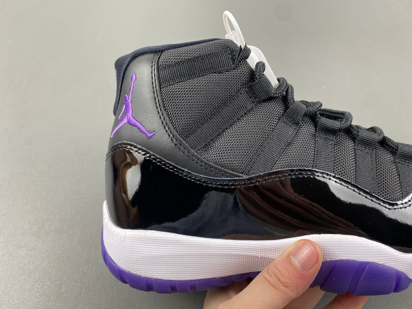 Air Jordan 11 Retro CT8812-999