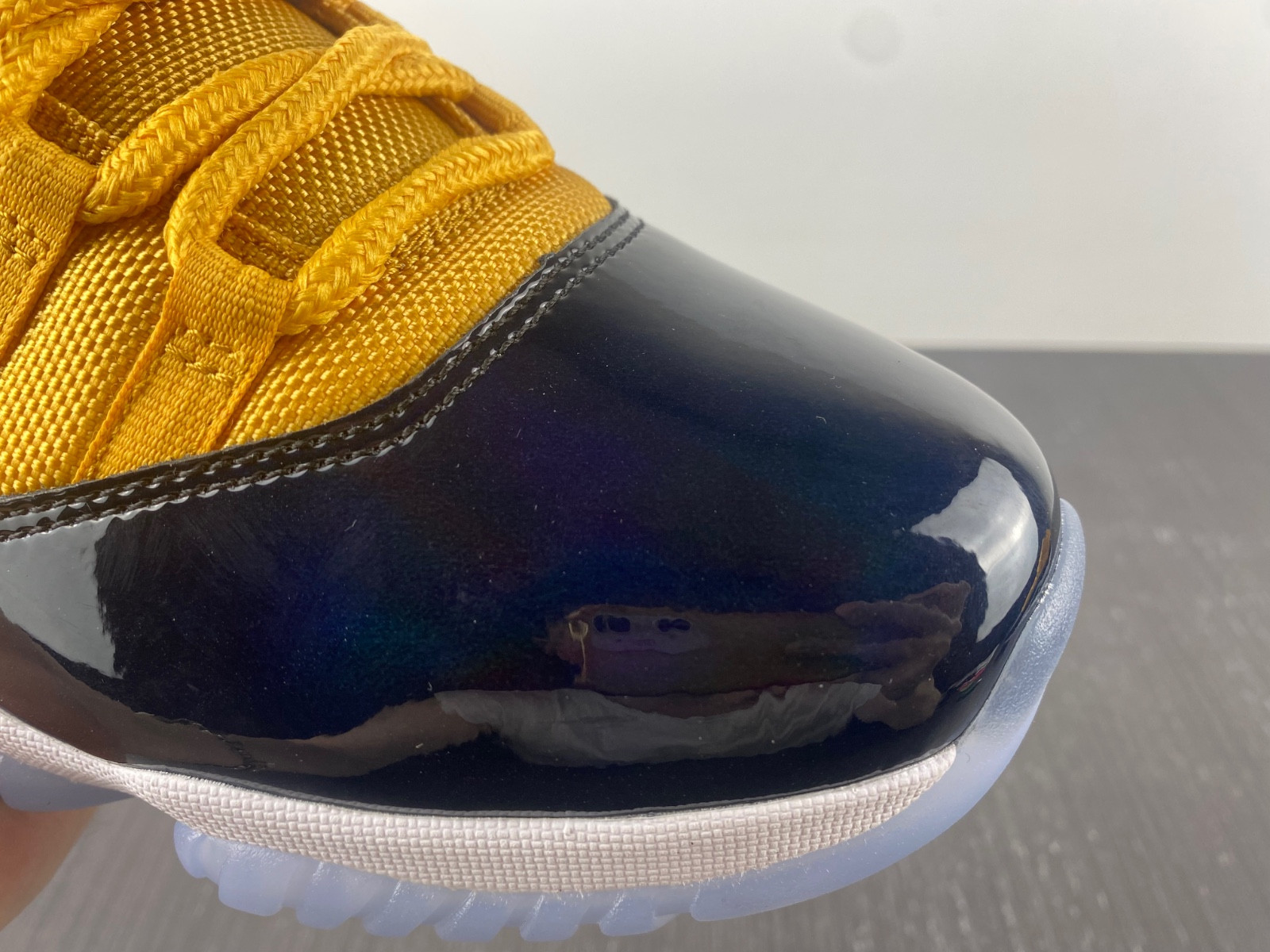 Air Jordan 11 CT8012-118