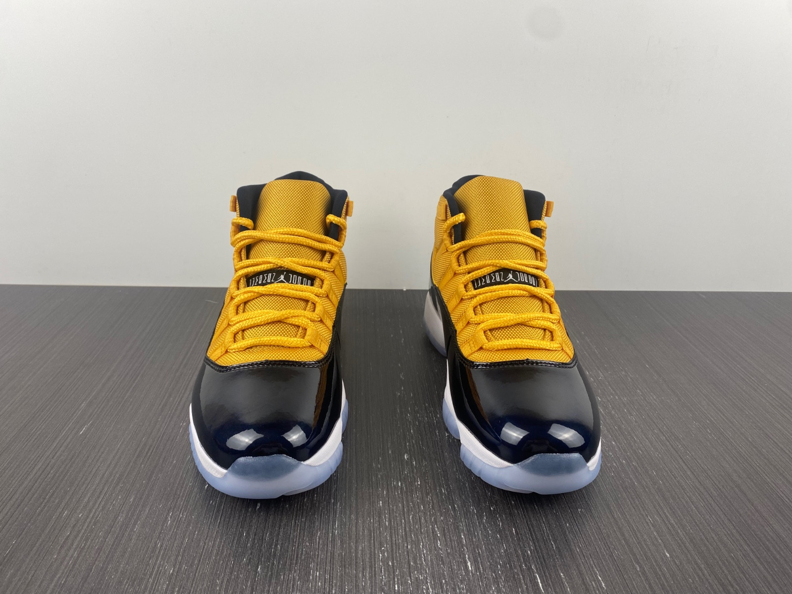 Air Jordan 11 CT8012-118