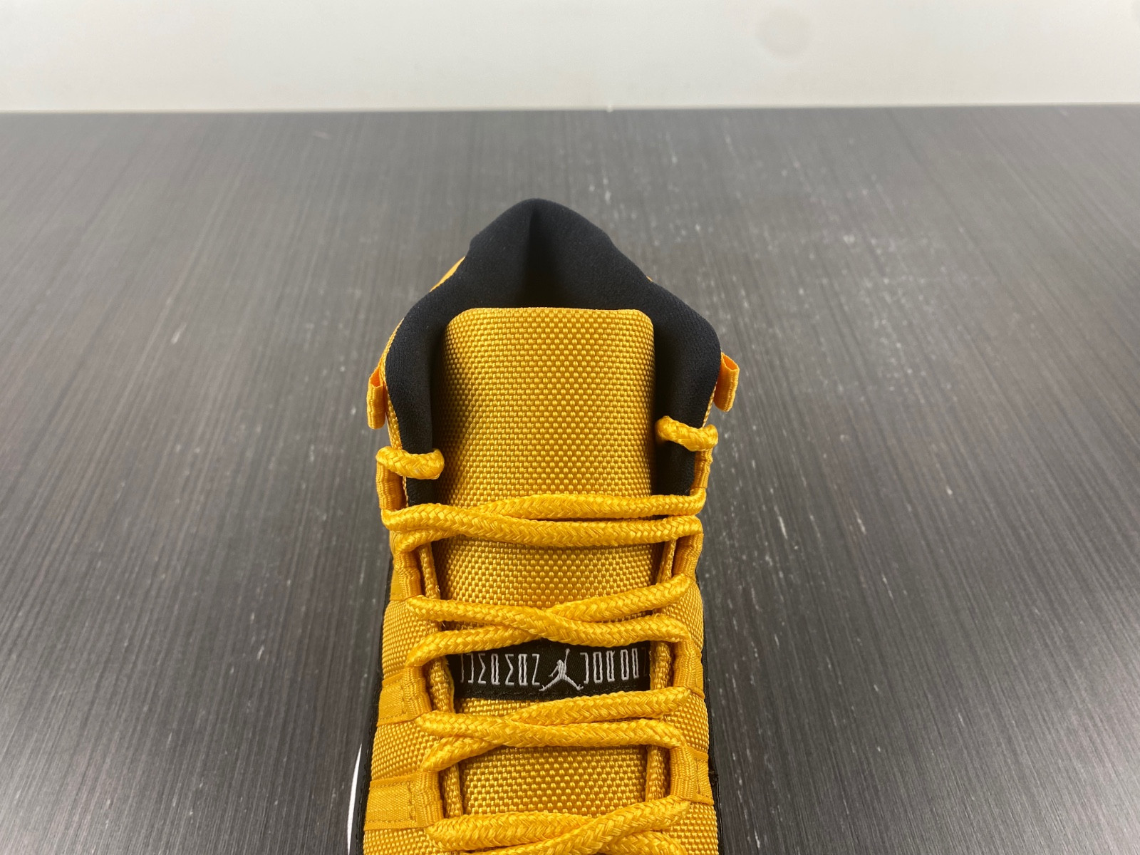 Air Jordan 11 CT8012-118
