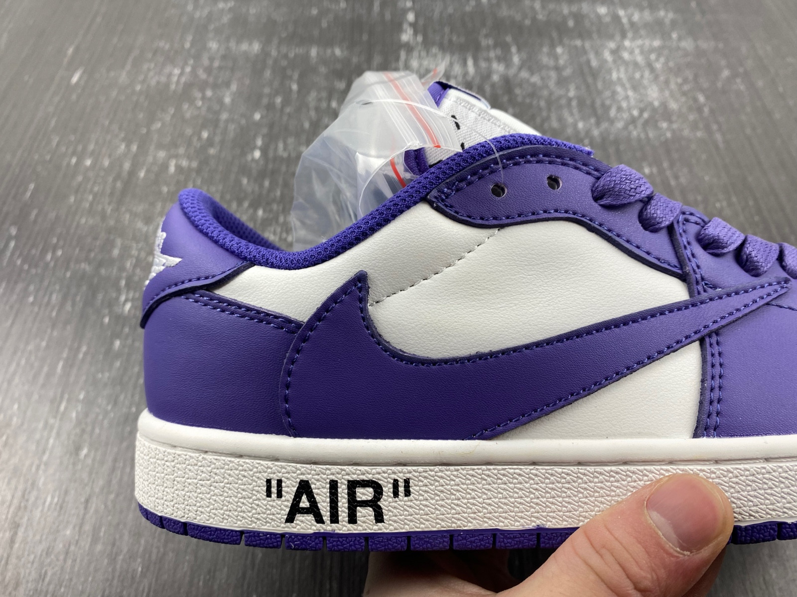 OFF-WHITE x Travis Scott x Air Jordan 1 DM7890-386
