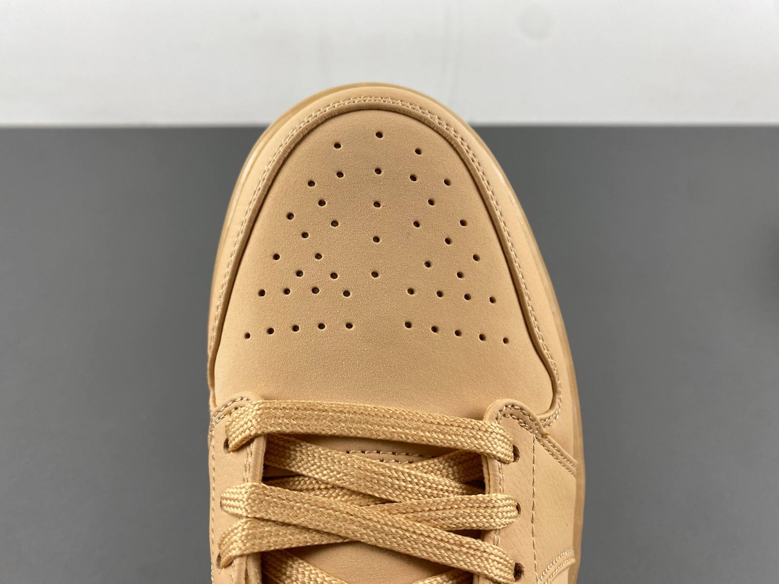 Air Jordan 1 Low WMNS “Pale Vanilla” FZ3972-294
