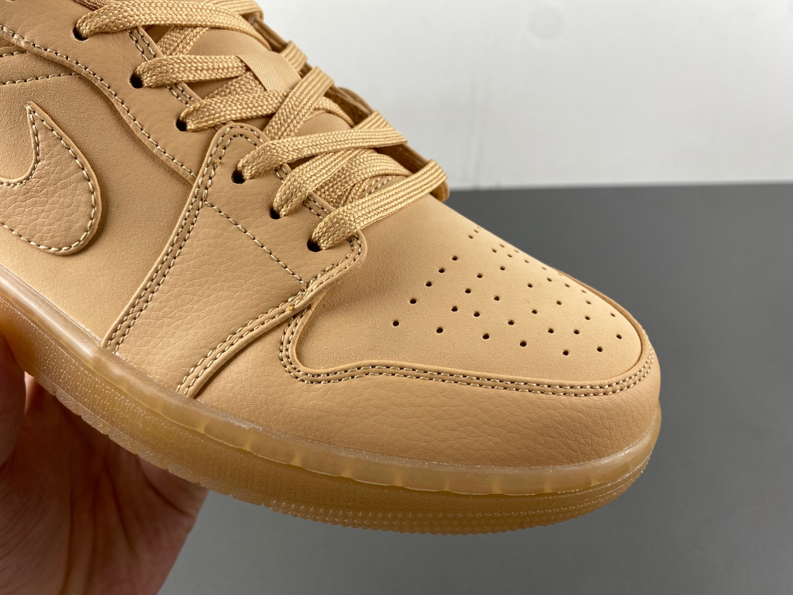 Air Jordan 1 Low WMNS “Pale Vanilla” FZ3972-294