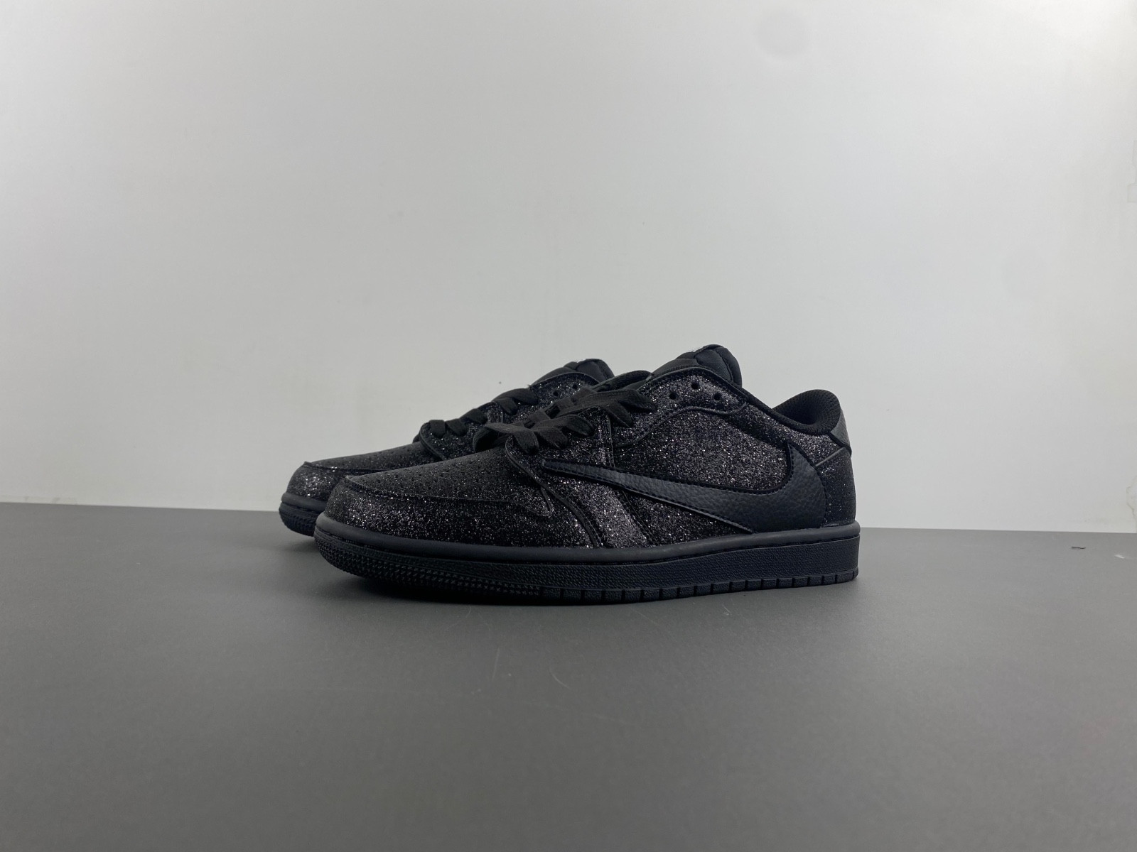 Travis Scott x Air Jordan 1  DM7866--282